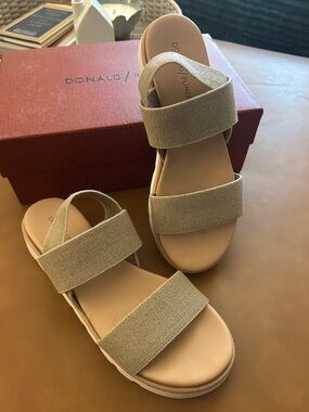 Donald J Pliner Louis Natural Linen Platform Slip On Sandals Sz 8